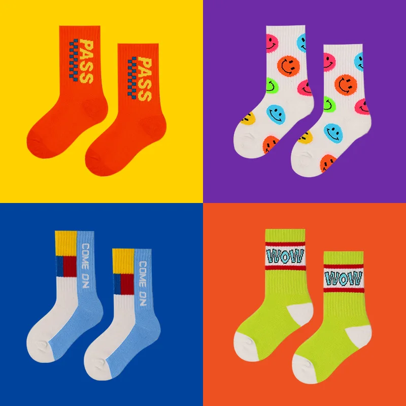 KTS478  Custom Jacquard Fashion Design Letters Logo Combed Cotton Bamboo Casual Kids Children Happy Crew Socks For Girls Boys