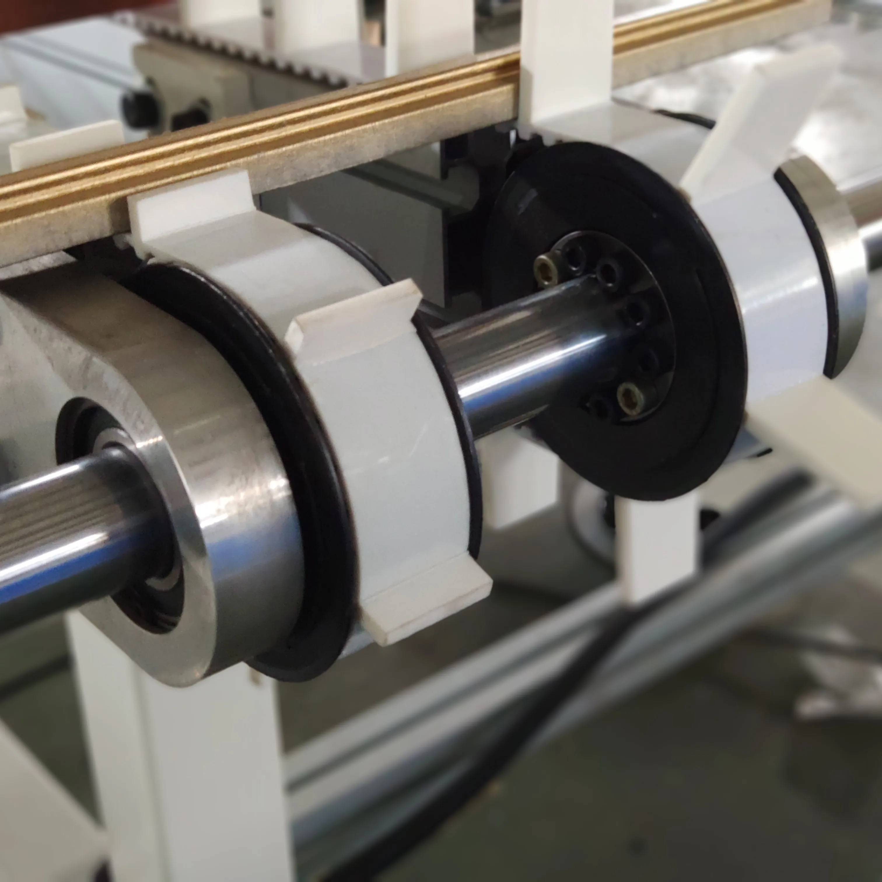 
Guaranteed quality High quality Cnc Wood Panel Cutting Machine 