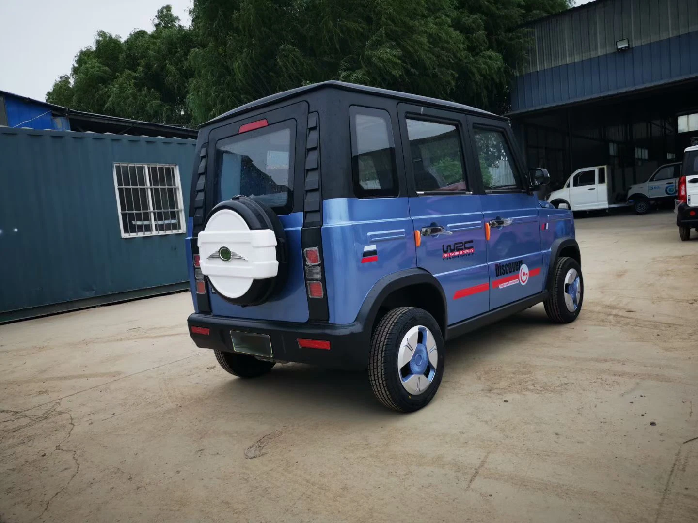 Adult electric new energy four-wheel low-speed
