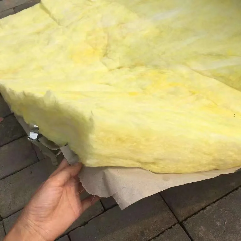 Glass wool Roll Fiber Glass Wool With Aluminium Foil Roof Insulation Thermal Insulation Blanket