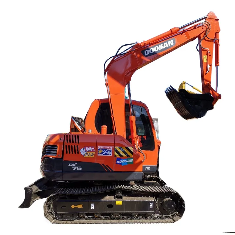 High performance imported 7 Ton DOOSAN DX75 used excavator earthmoving machinery mini digger models DX55 DX60 DX80 for sale