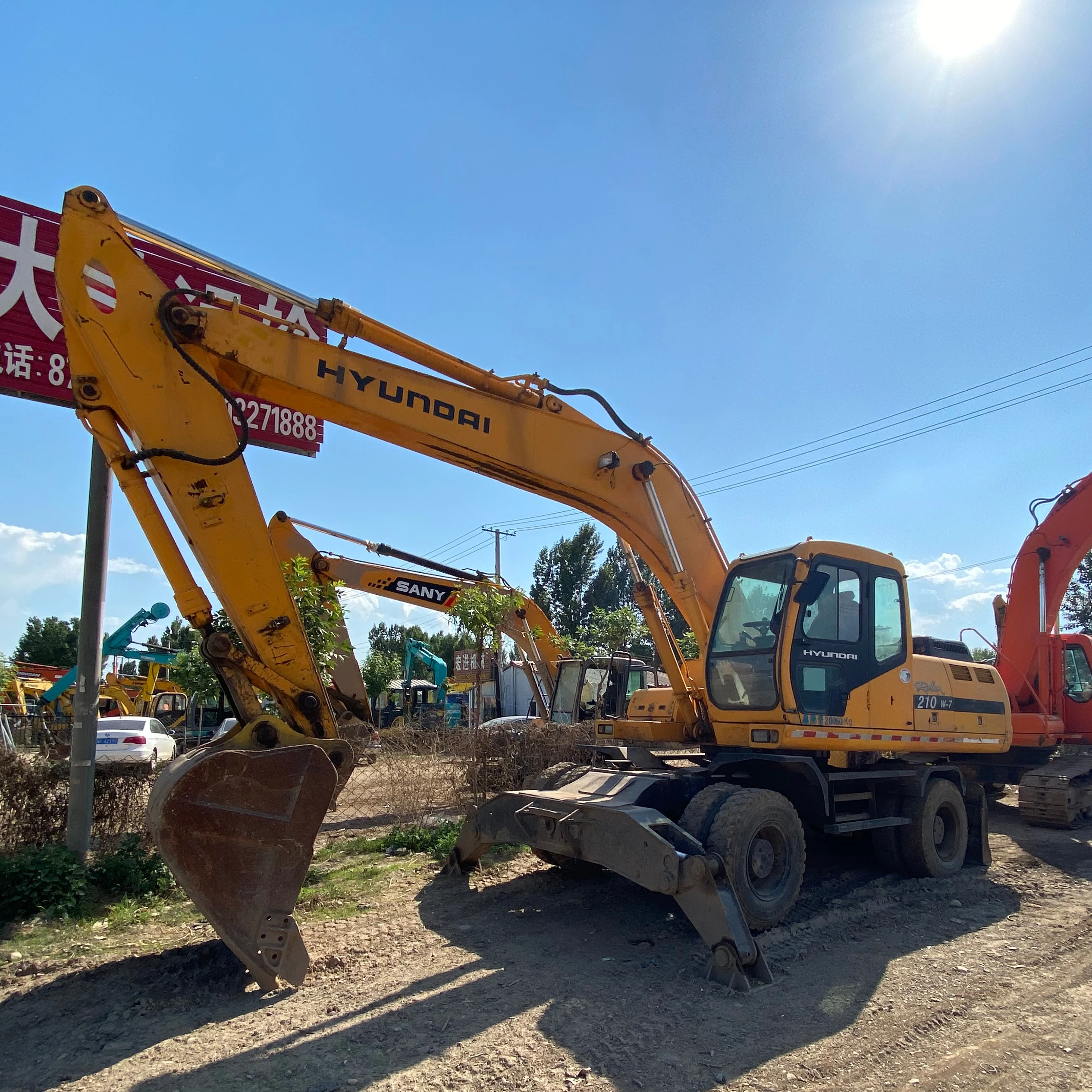 Hyundai 210w-7 wheel excavator with blade , Original hyundai excavator , Hyundai 210w-5 210w excavator