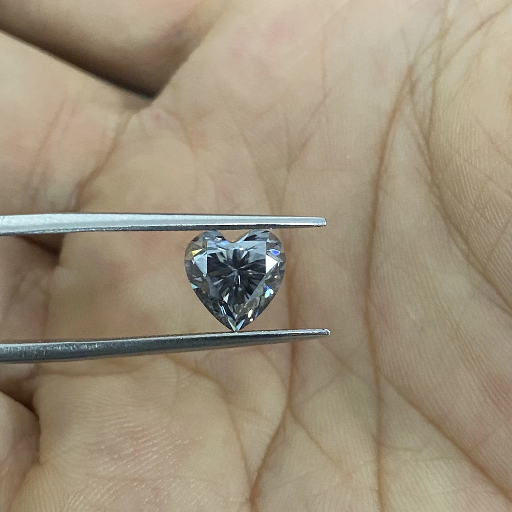 
Romantic Heart Shape Gray Color Lab Grown Moissanite Diamond Wedding Ring Gemstones with GRA Certificate 