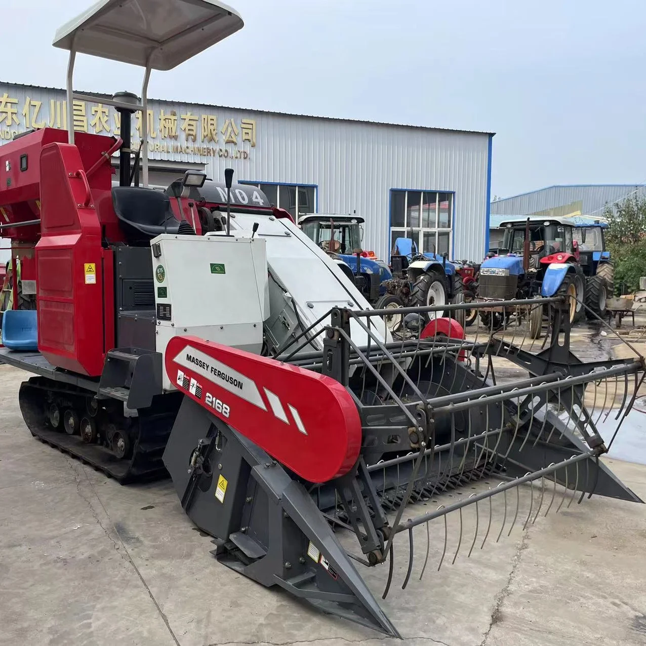 Farm Equipment Mini Combine Corn Harvester machine with Wholesale Price