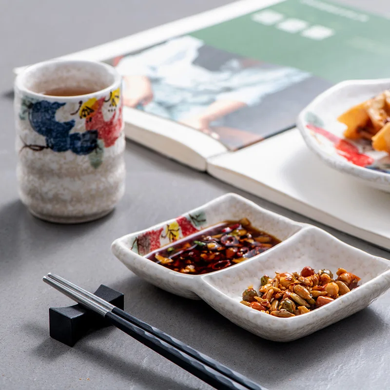 Japanese creative ceramic two grid plate double grid plate personality hot pot divided grid dipping plate Korean barbecue soy sa