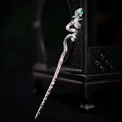 Simple And Indifferent Chinese Handmade Green Gemstone Metal Snake-Shaped Hairpin For Female