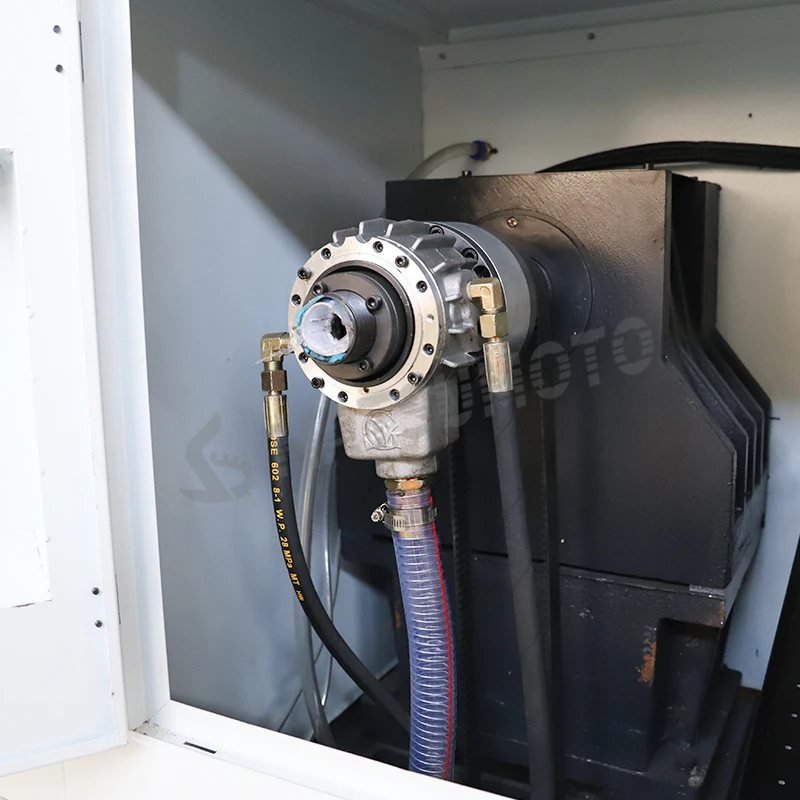 High Precise Small Mini Gang Tool 4KW GSK Cnc Lathe CK6132 Flat Bed Lathe Machine