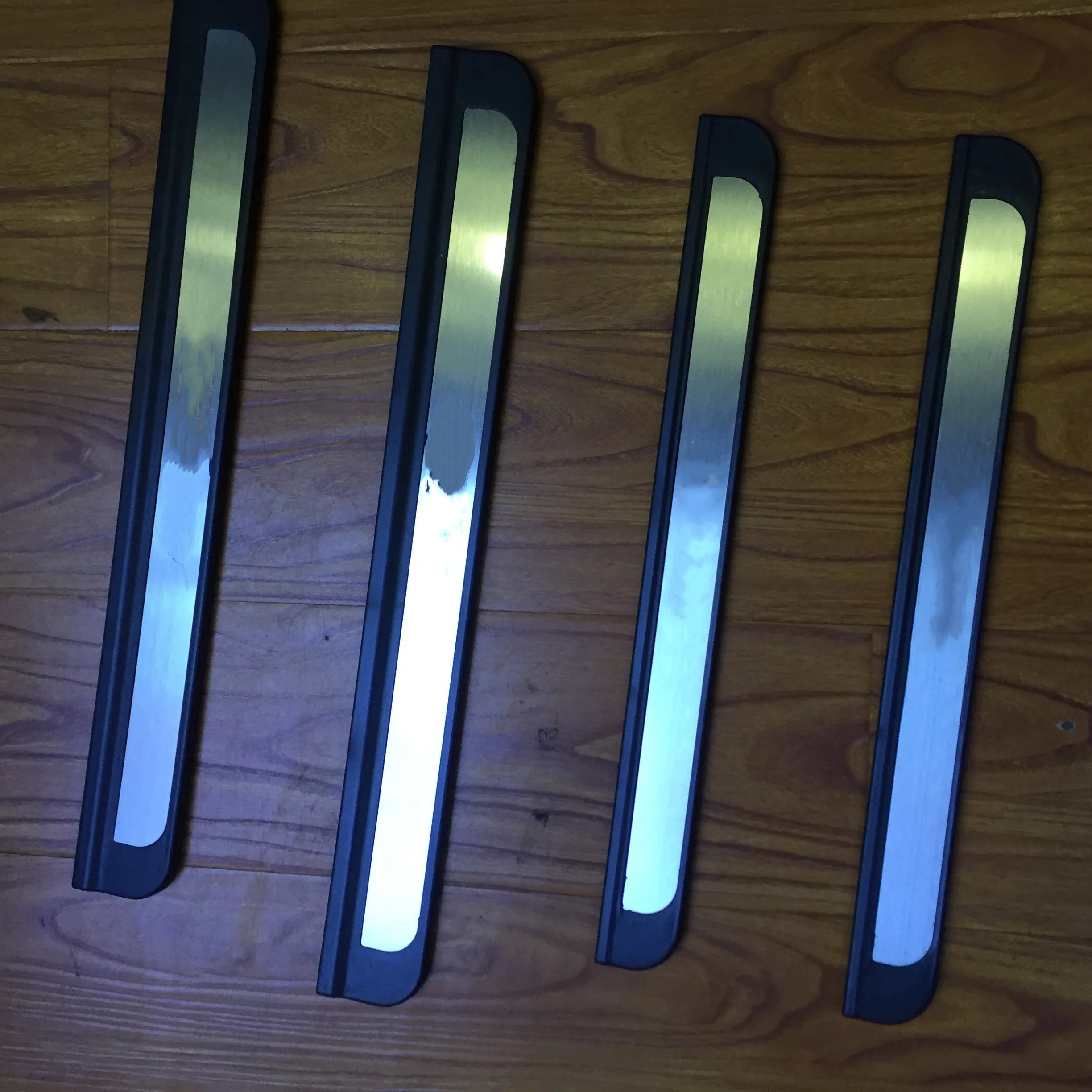 KQD wholesale factory hot selling High Quality Car Door Guard Car Door exterior door sill Protector For Fit 2014-on