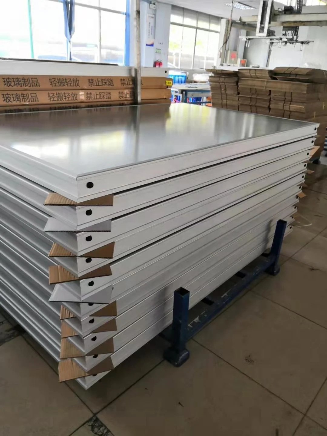 BTE 150 liter Solar Water Heating Panel Compact 200l solar geyser