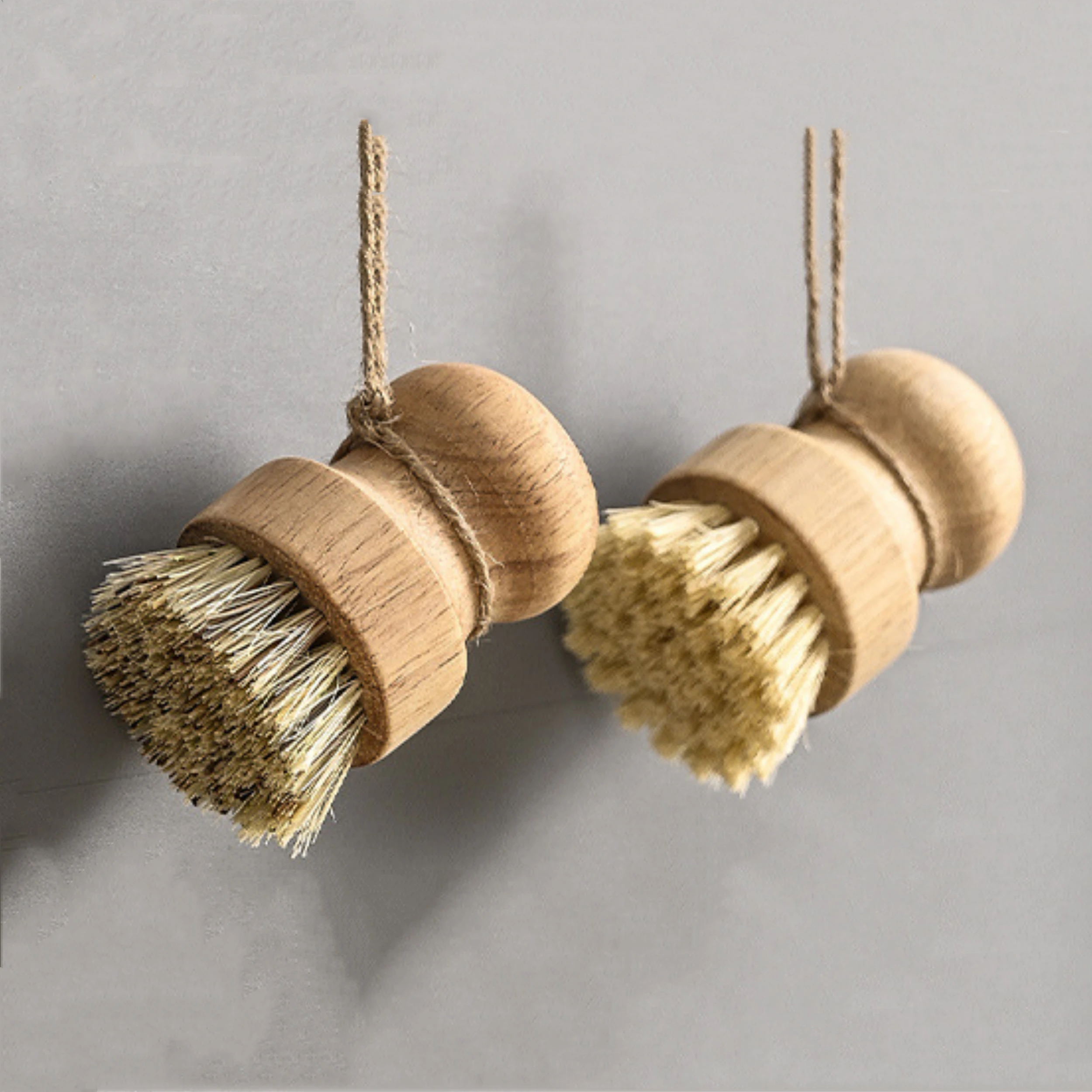 Hot Selling Kitchen Cleaning Brush Bamboo Wooden Wood Sisal Bristles Brushes for Vegetable Fruit Dish Pot Plate Scrubber