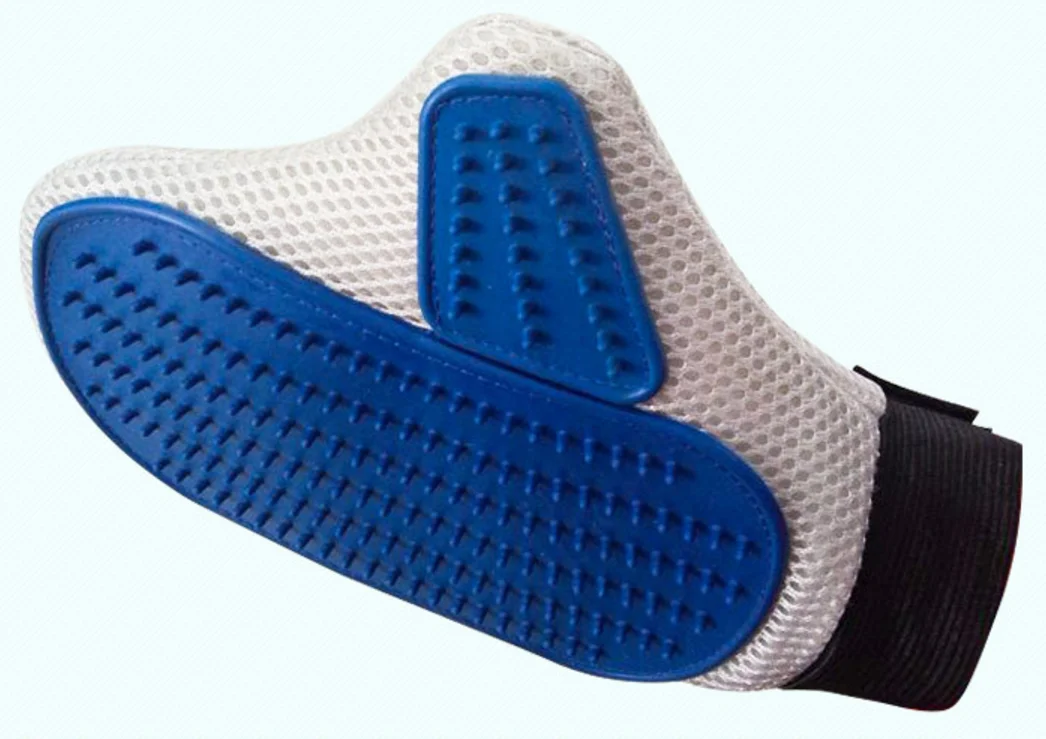 Easy Clean Pet Massage Bathing Brush Silicone Dog Grooming Gloves