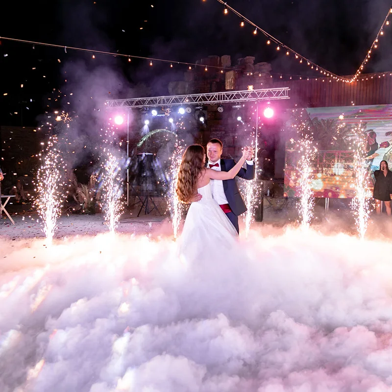 Stage Effects Fireworks Machine Cold Spark Machine 700W Wedding Fireworks Fountain With Controladora DMX Sparkler Machine