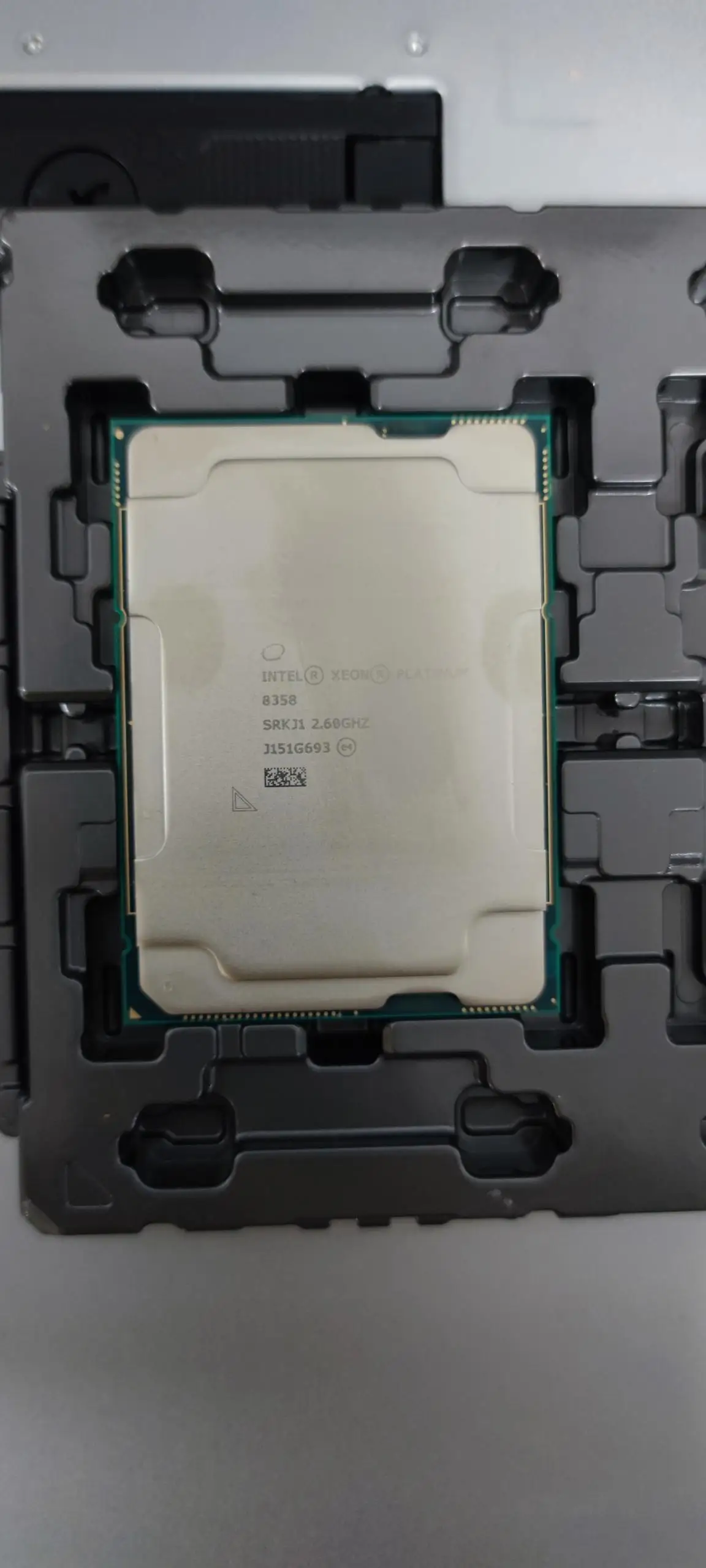 Процессор Intel Xeon Platinum 8358 ES 32c 64t 2 GHz 48mb 250w lga4189 для сервера