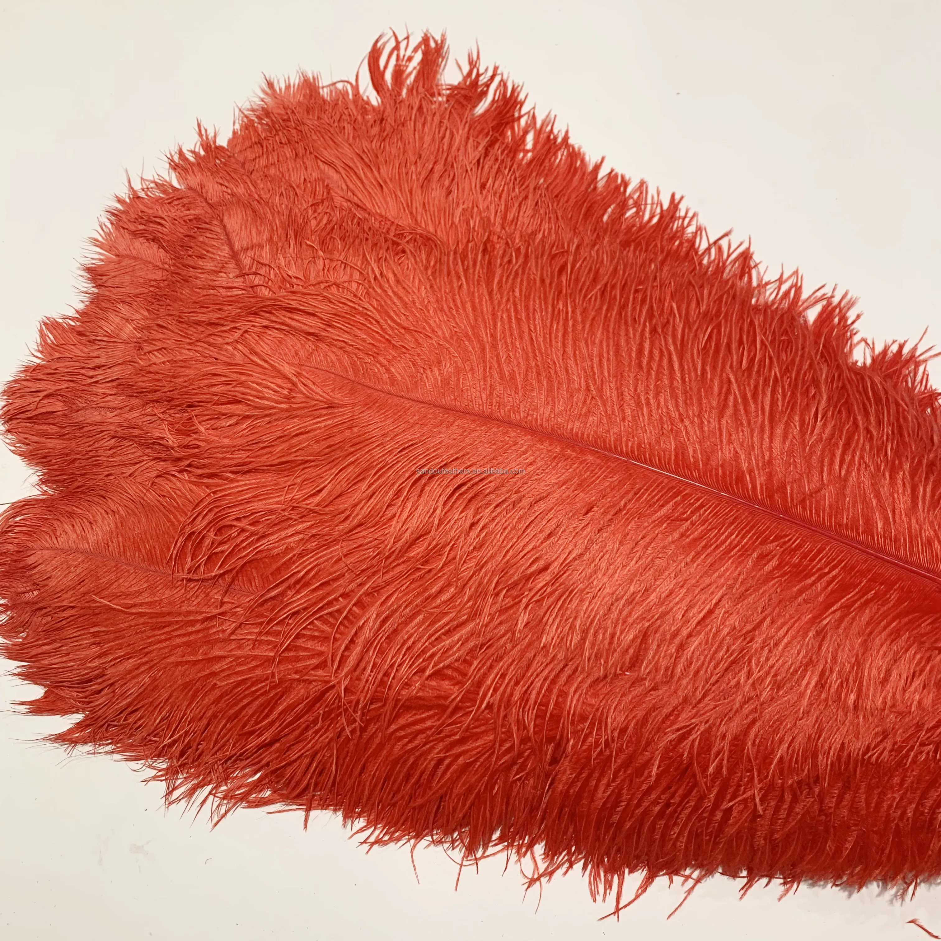 Wholesale Red Ostrich Feathers 50-55 cm For Crafts Centerpieces Wedding Tables Feather Carnival Party Decoration
