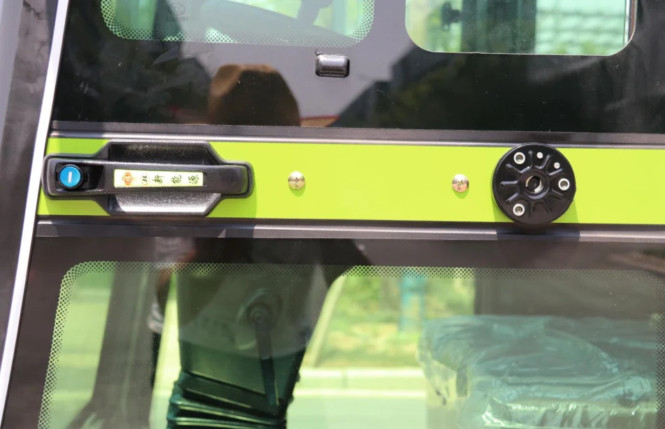 2023YUNKU  professional road sweeper electric  street road china road sweeper supplier