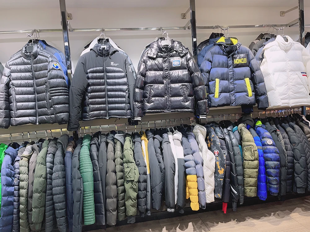 wholesale custom logo oem print winter bubble jacket men reflective duck down outdoor men puffer jackets and coats