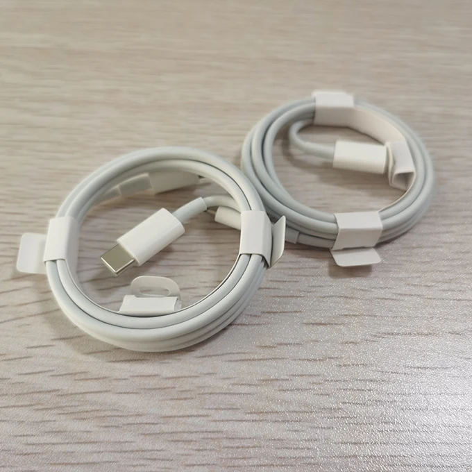  Зарядное устройство сетевое с разъемом типа c 20 Вт для iPhone 12 Pro Max 11 7
