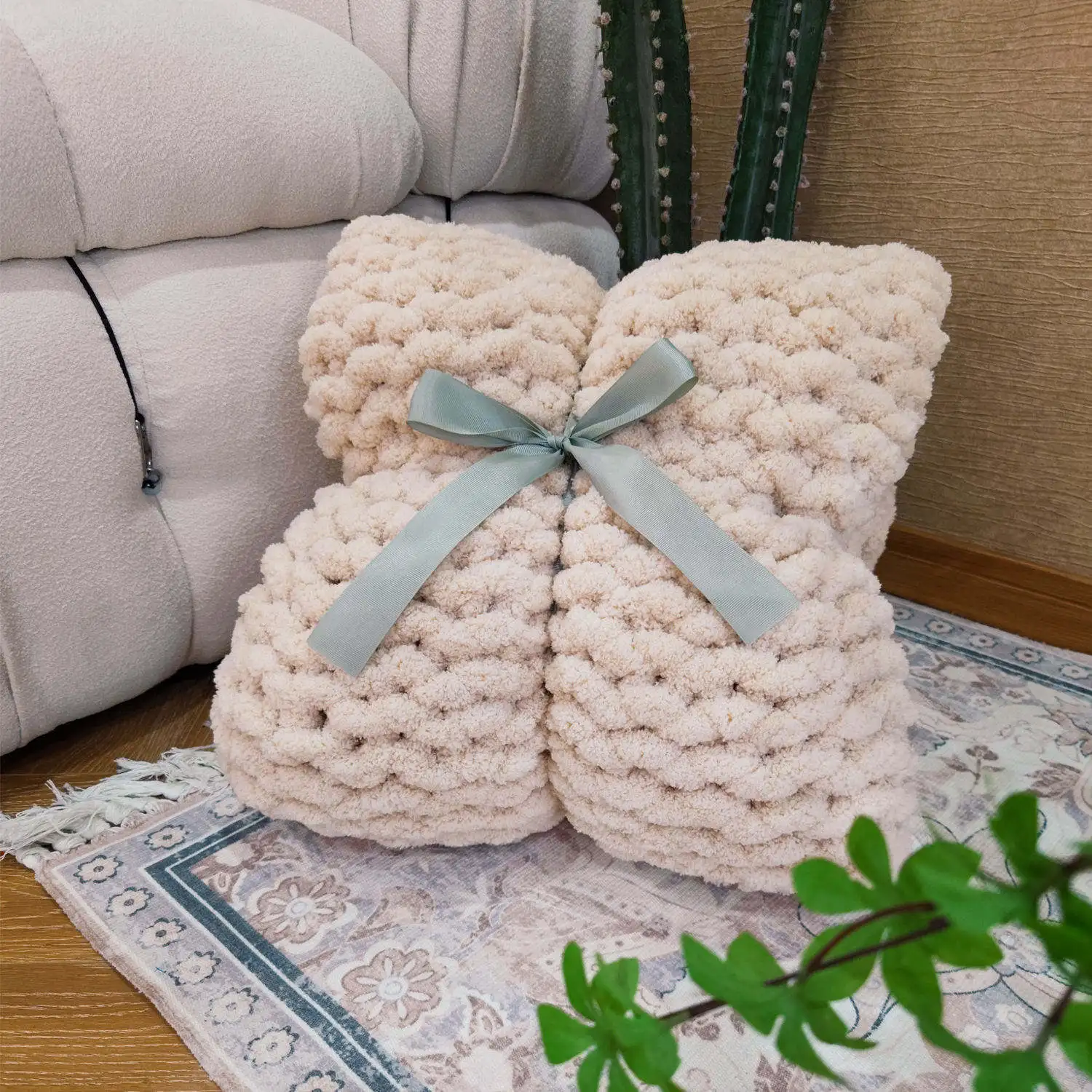 Multi color nature customized size hand knitted thick yarn warm chunky microfiber weighted chenille blanket