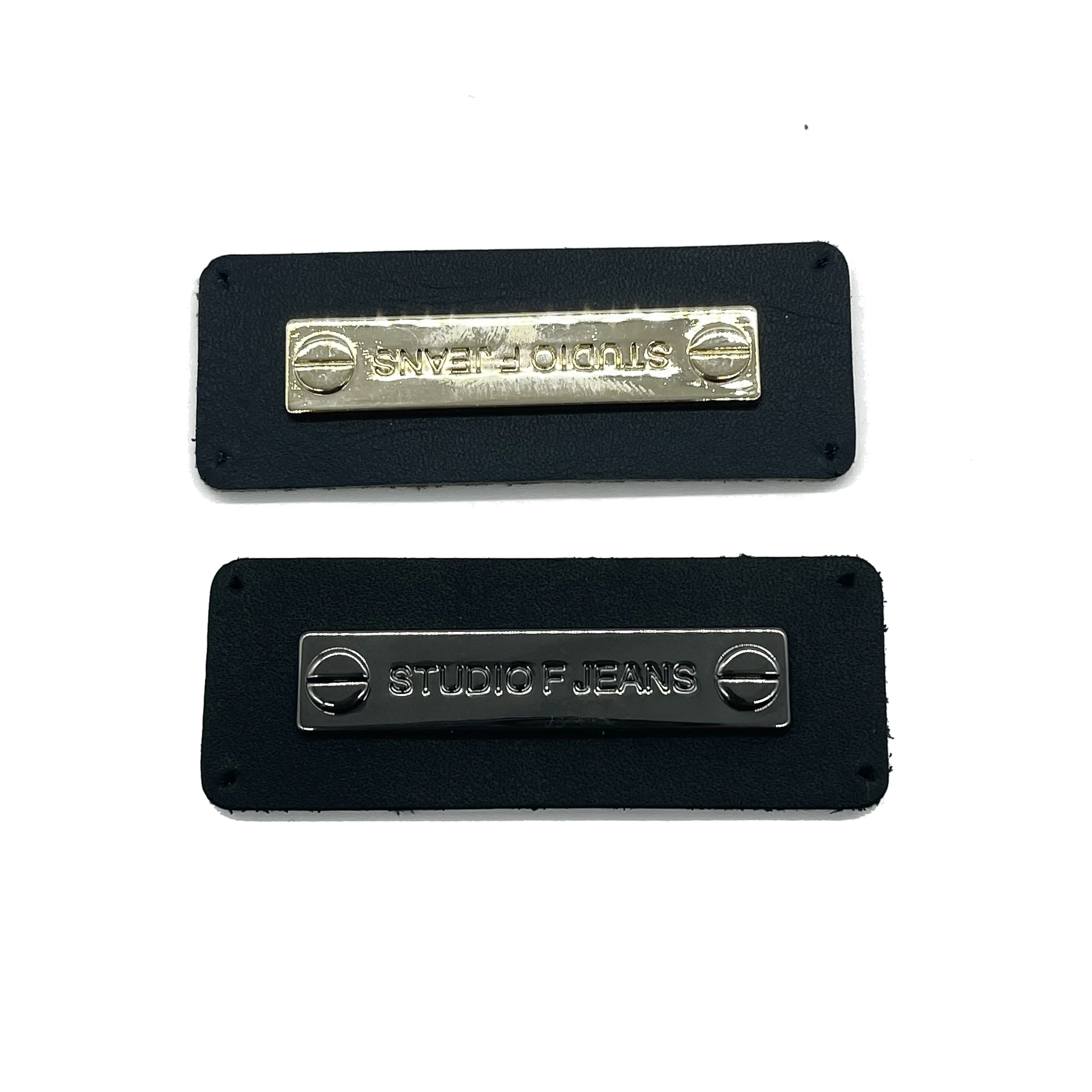 Резиновые этикетки с логотипом на заказ с металлическими буквами