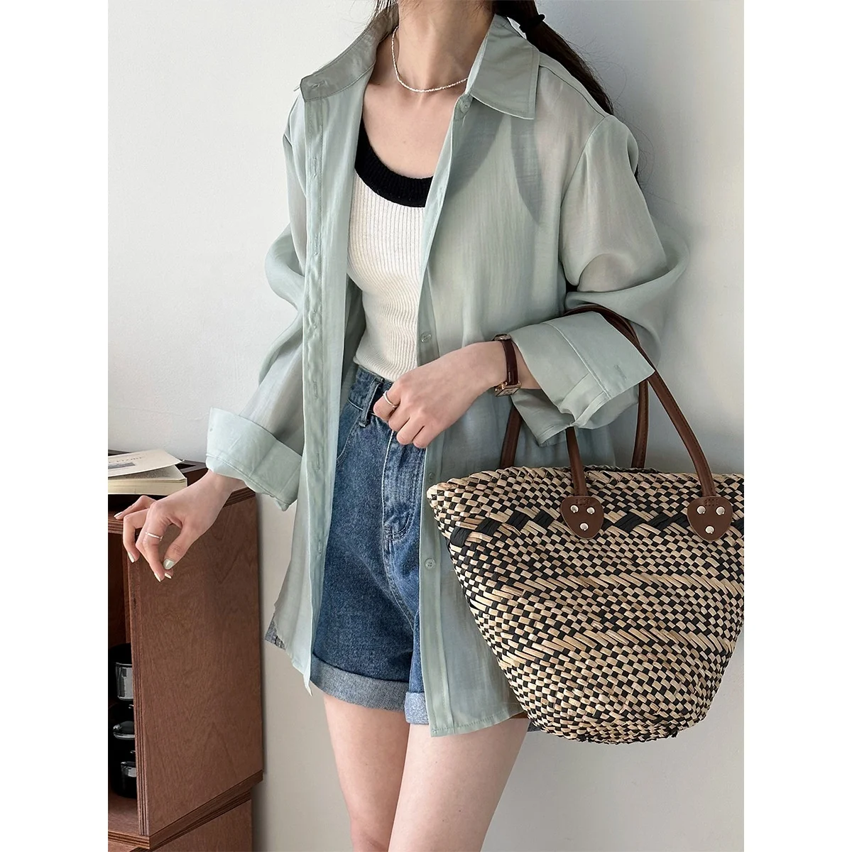 Summer Shirts Women Turn-Down Collar Long Sleeve Casual Blouses Transparent Plain Canday Colors Loose Sunproof Tops WholeT34702C