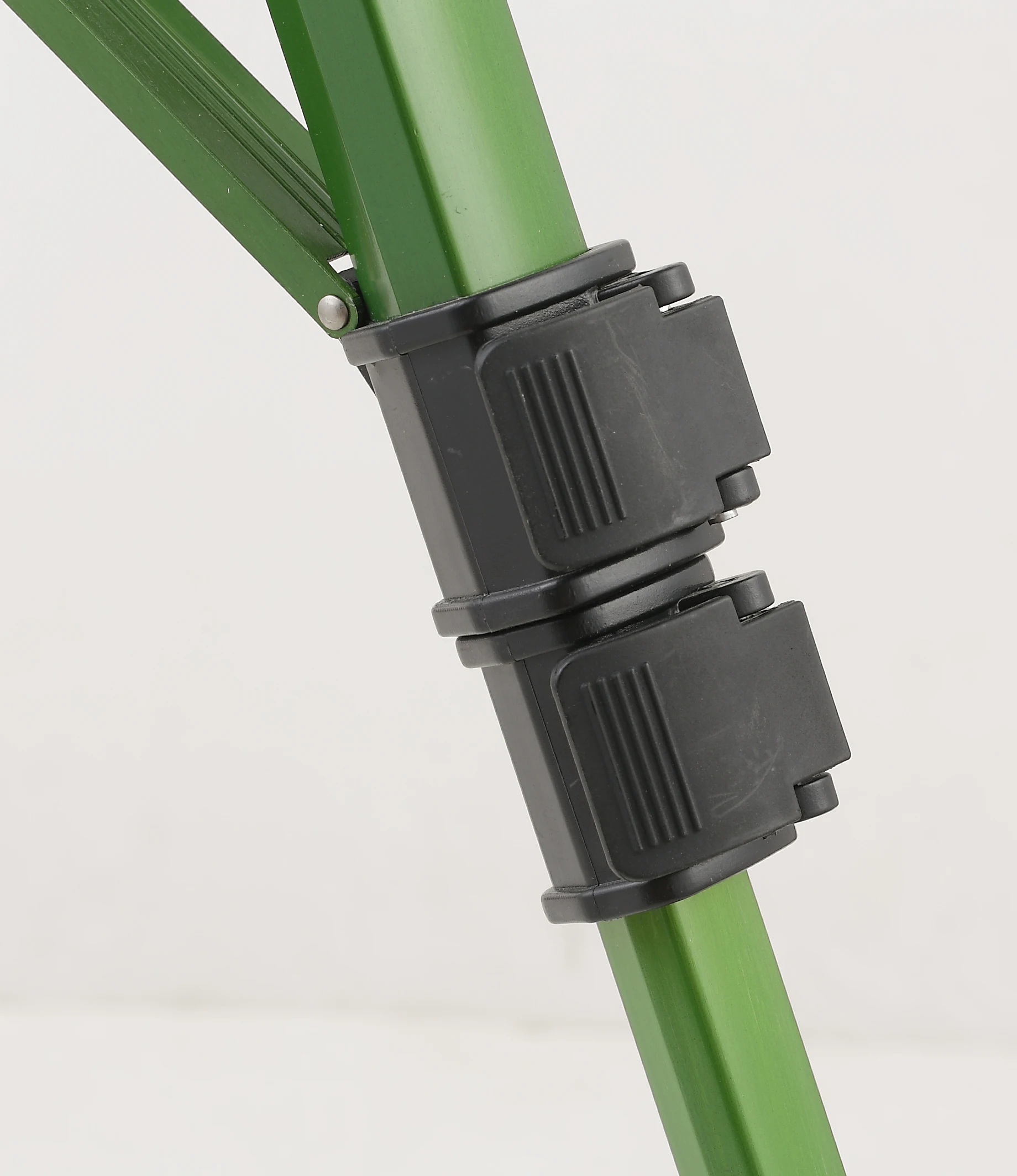 Hot sale adjustable 360 degree irrigation garden rotary sprinkler with tripod base