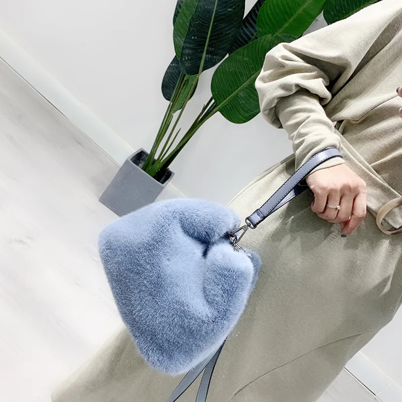 2019 New Fashion Plush Soft Mink Fur Barrel Strap Buckle Tote Hand Bags for Girls