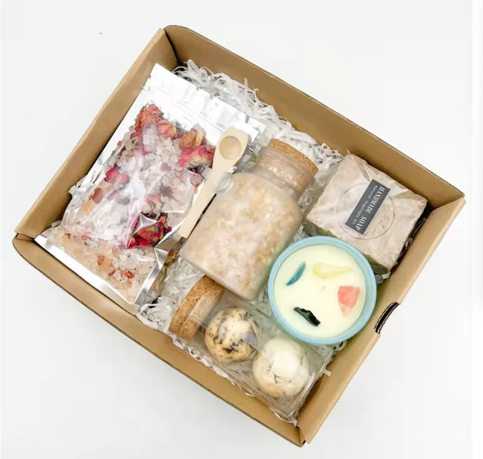 Vegan Private Label Bath Sets Natural Sea Salts Bombs Candles Skin Lightening Scrub Bath Gift Set