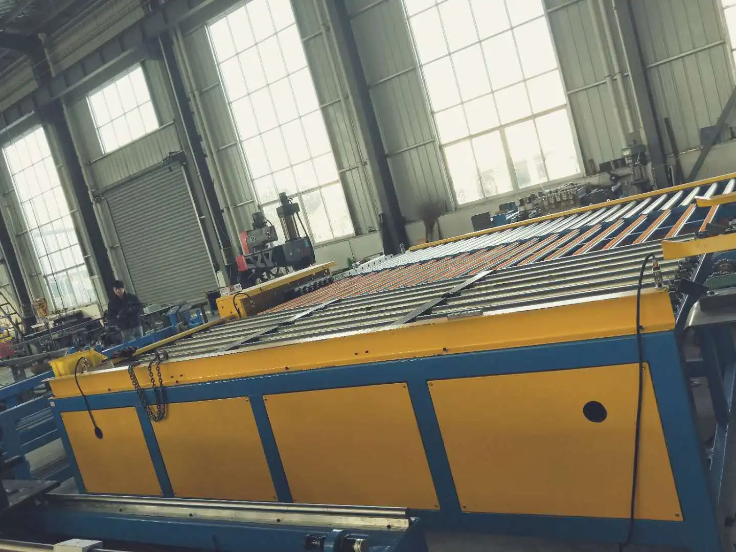 Auto Duct Line 2 & 4 Air Duct Making Machines HVAC Spiral Pipe Production New Condition HVAC Duct Making Machine