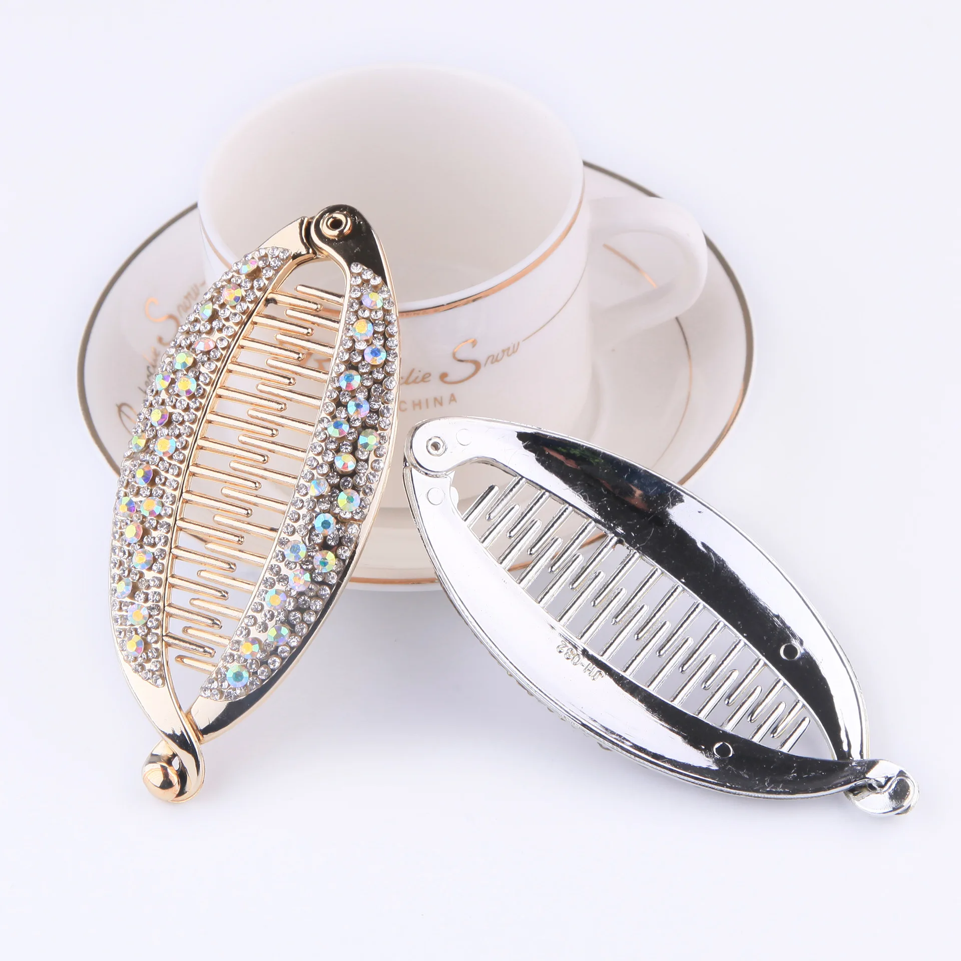 Shiny Rhinestone Banana Clip Metal Diamond Hairpin Hair Accessories Rounded Edges Hair Comb Fish Shape Hairgrips Girls Headwear