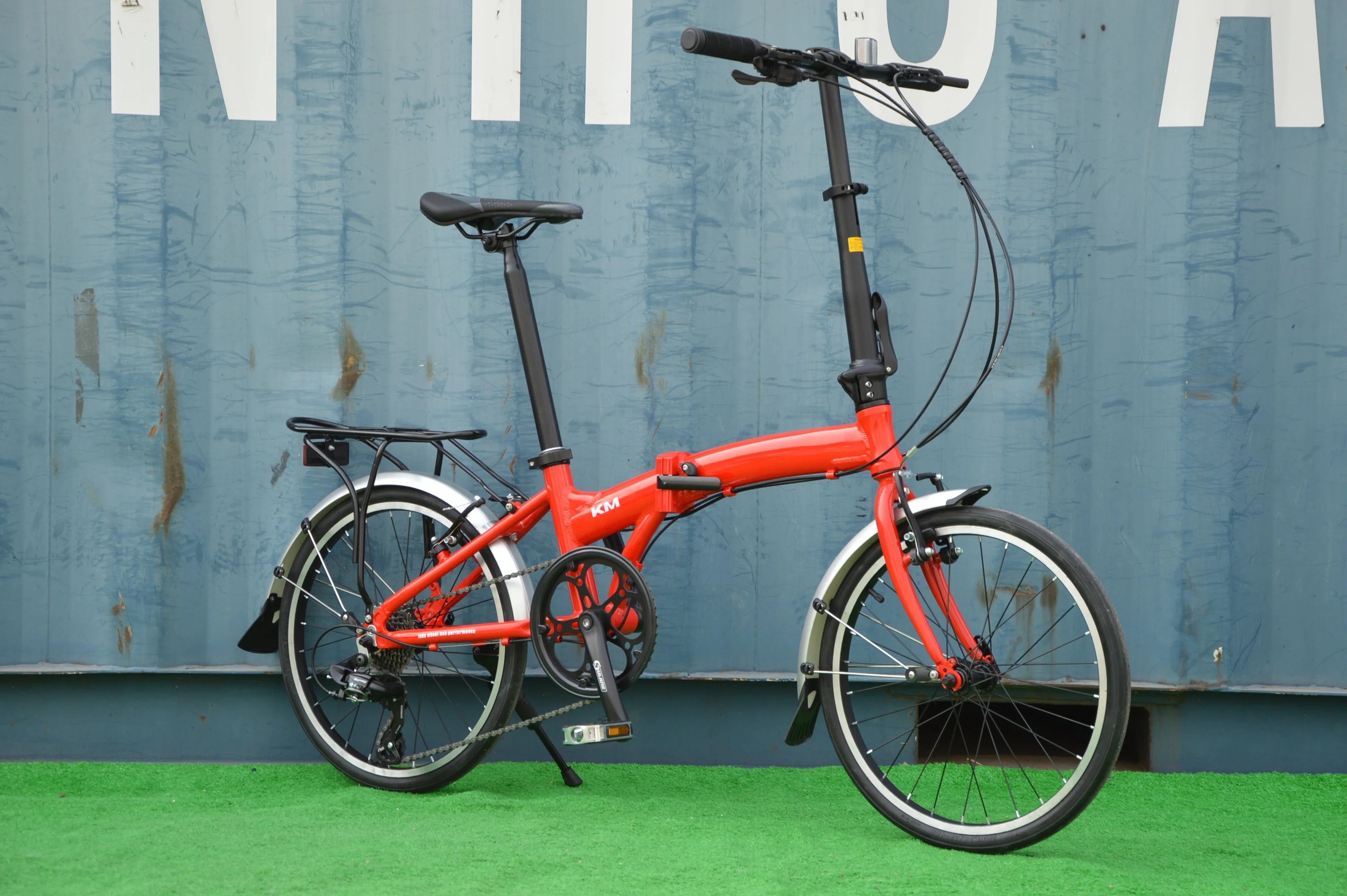 20-Inch Lightweight Aluminum Folding Bike Sport Fold Bicycle with 8-Speed Gears Disc Brake and Steel Fork Bead Pedal