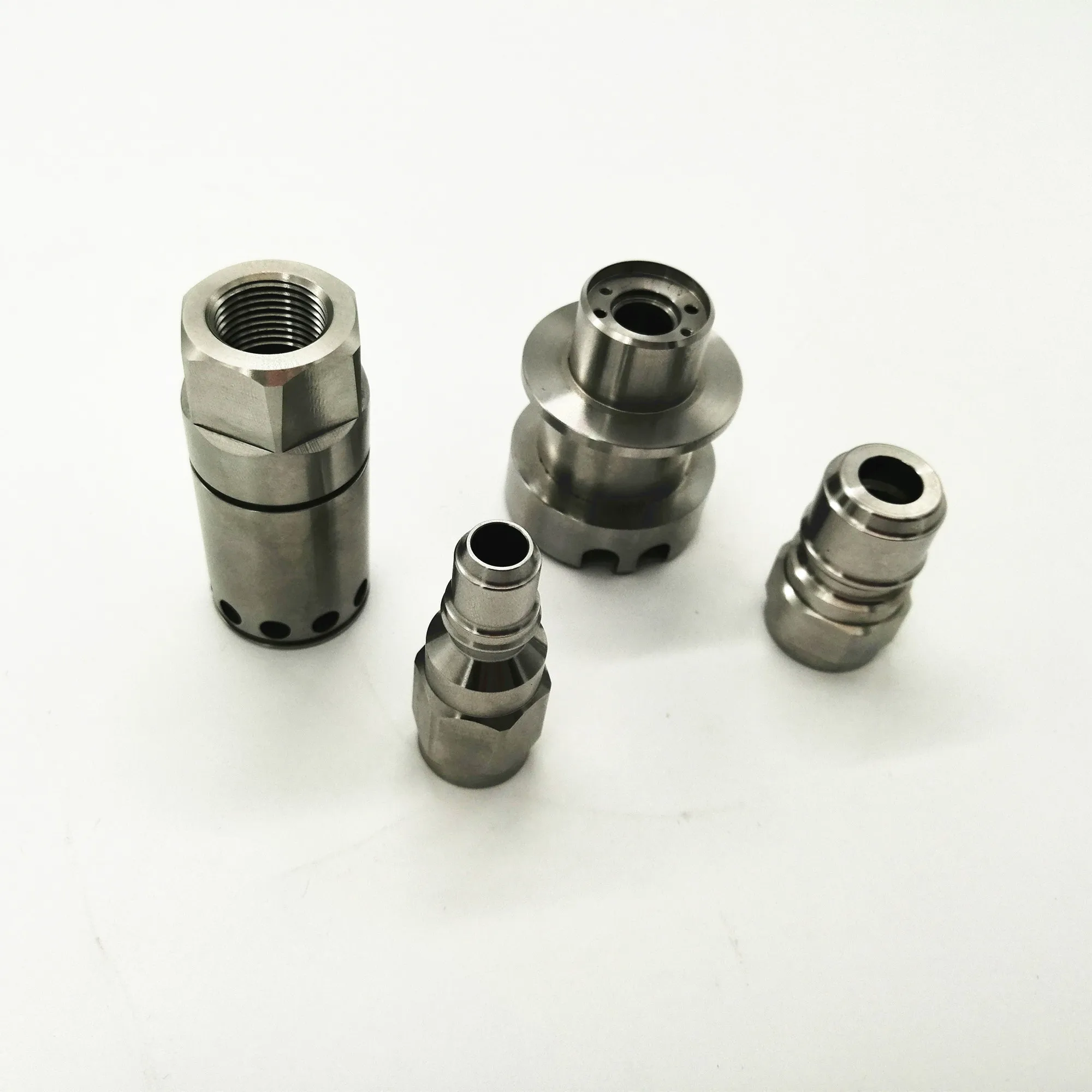 OEM Aluminum Stainless Steel Auto Hardware Milling Turning Lathe Parts Precision Custom CNC Machining