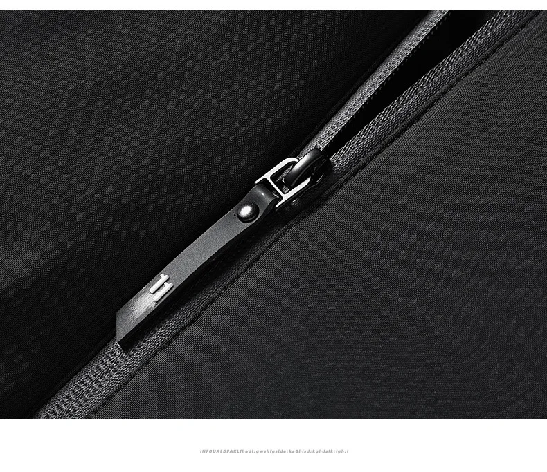 2023 Hot Selling Warm Fashion Style Custom Design Hooded Quilted Nylon  Winter Jackets for Men