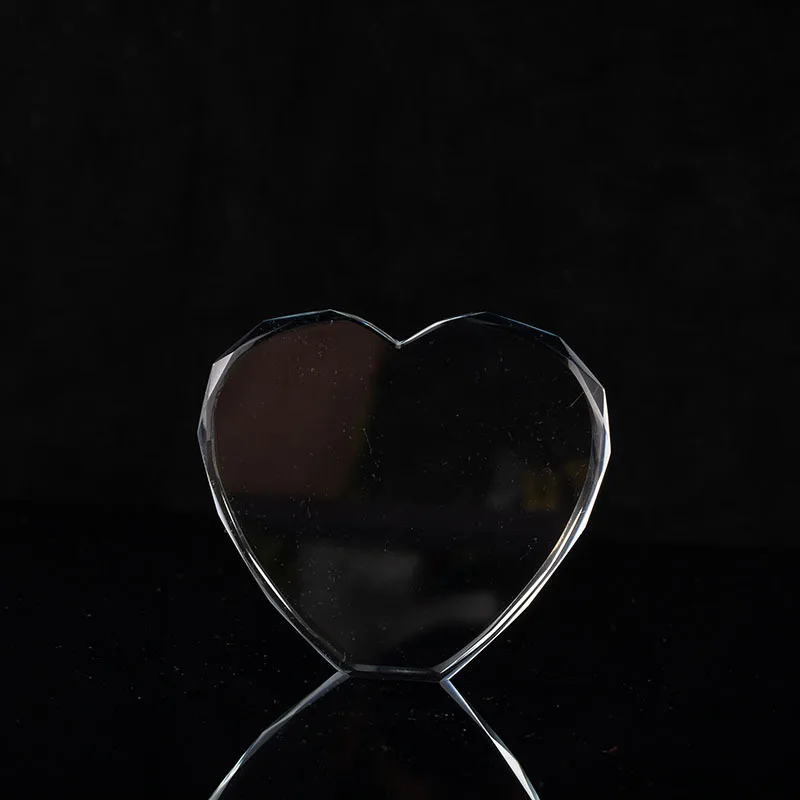 Custom Design Clear Glass Laser Cubes 3d Laser Engraving Heart-shaped Crystal Blanks Crafts Decoration