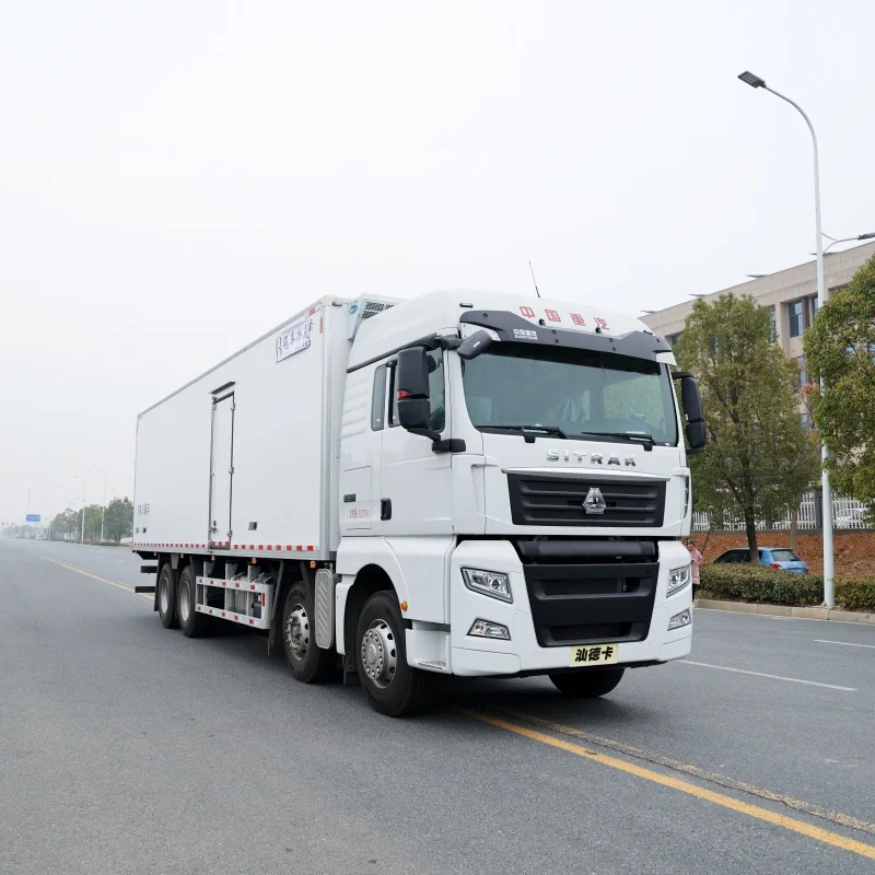 Sinotruk Sitrak 8X4Tractor Truck Second Hand Used Condition Diesel Fuel Manual Transmission Euro 5 Weichai Left Air Suspension