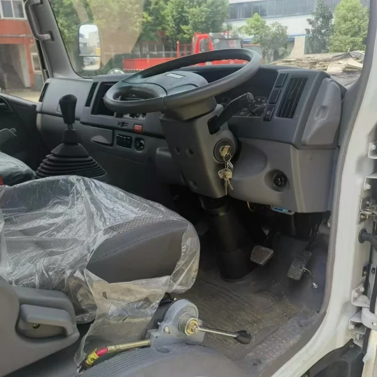 New or used  right hand drive Isuzu Truck crane 5 tons straight arm boom for sale at the factory