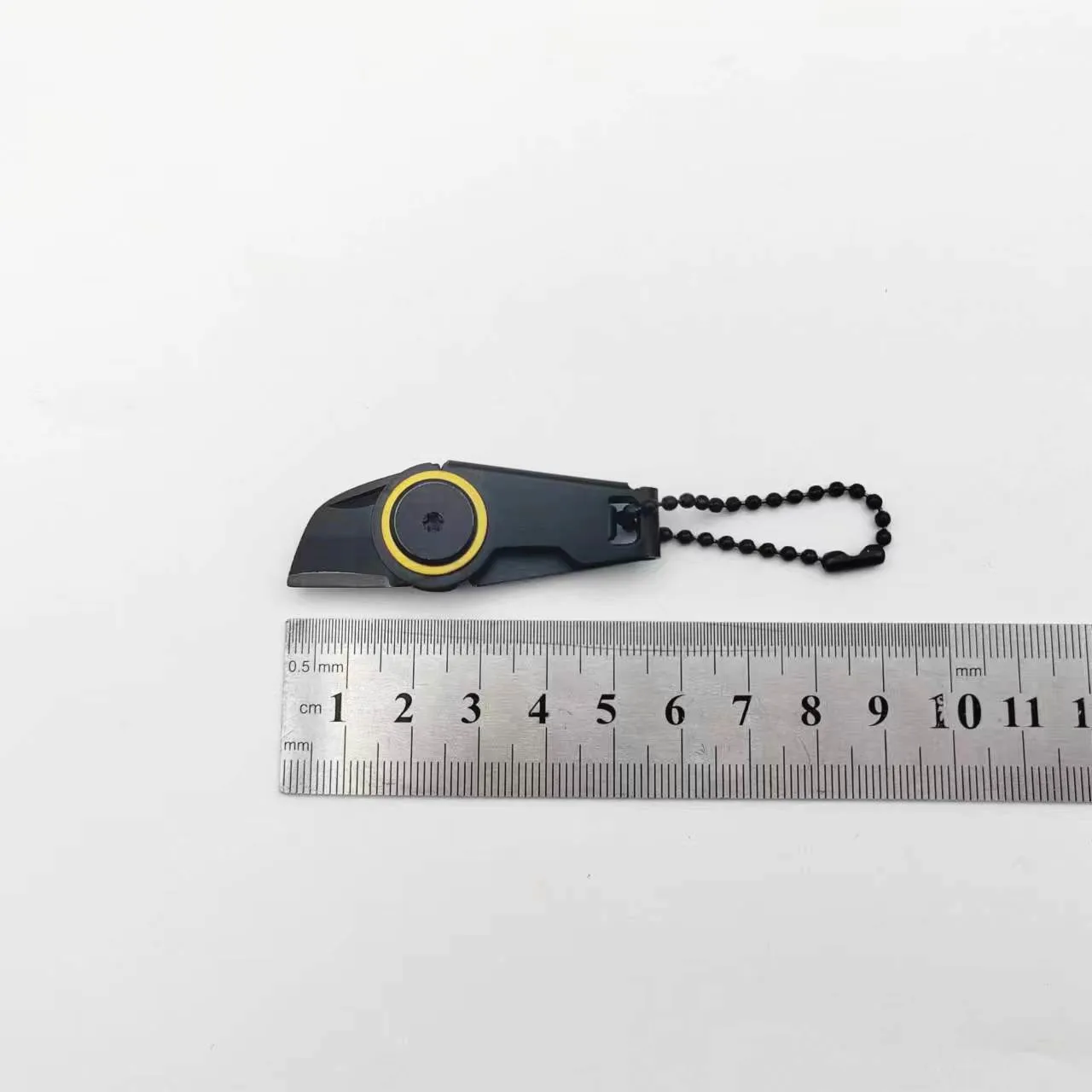 Outdoor Portable keychain Zipper Knife Tiny Box Opener Cutter Folding EDC Mini Pocket Knife