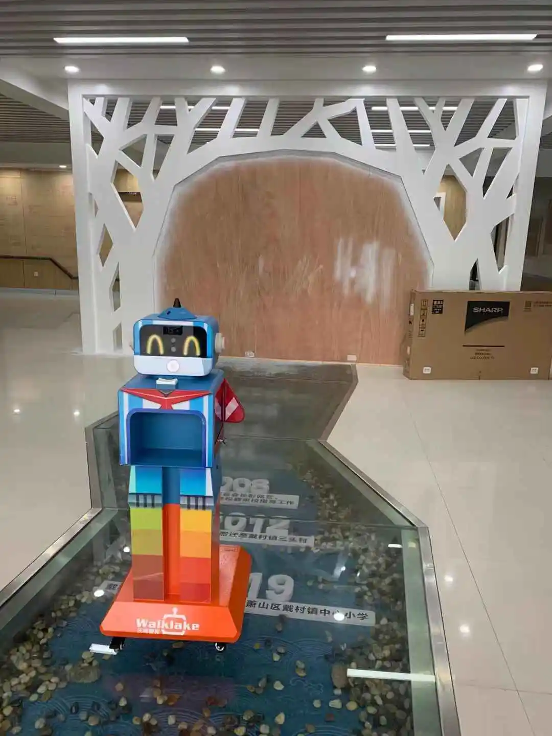  Walklake Robot эффективно работает с роботом AI Tec в