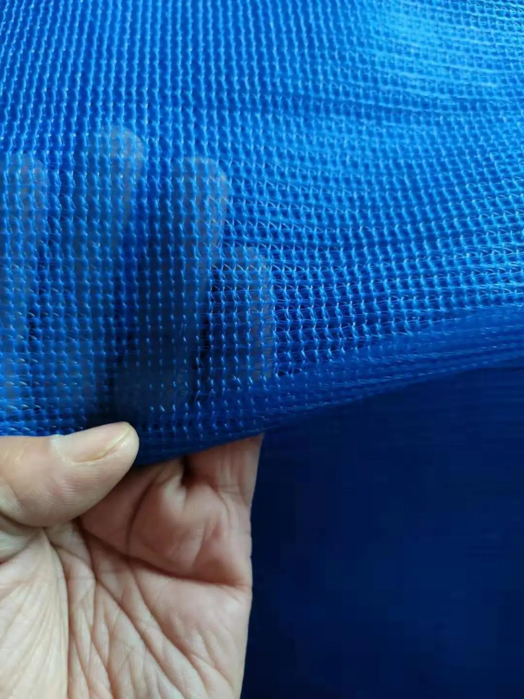 350 г/м2 90% теневая ткань HDPE устойчивая к УФ-излучению изготовленная на заказ Солнцезащитная