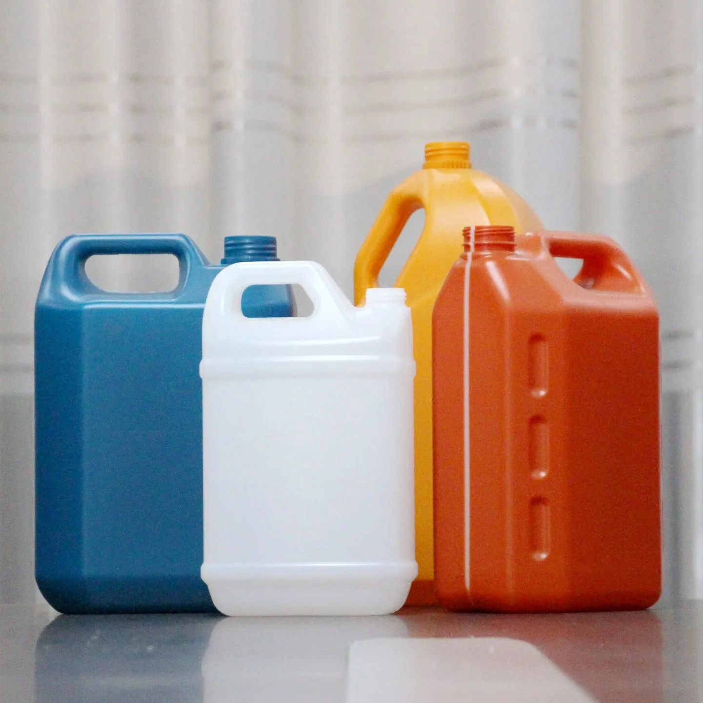 5litre plastic jerrycan making machine  extrusion blow molding machine 5l 1 gallon bottle blow molding machine price