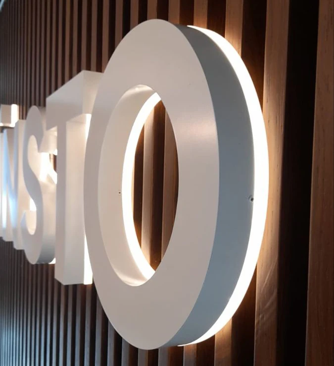 Custom waterproof metal business signs logo outdoor back lit led signs restaurant logo 3d gold mirror letter