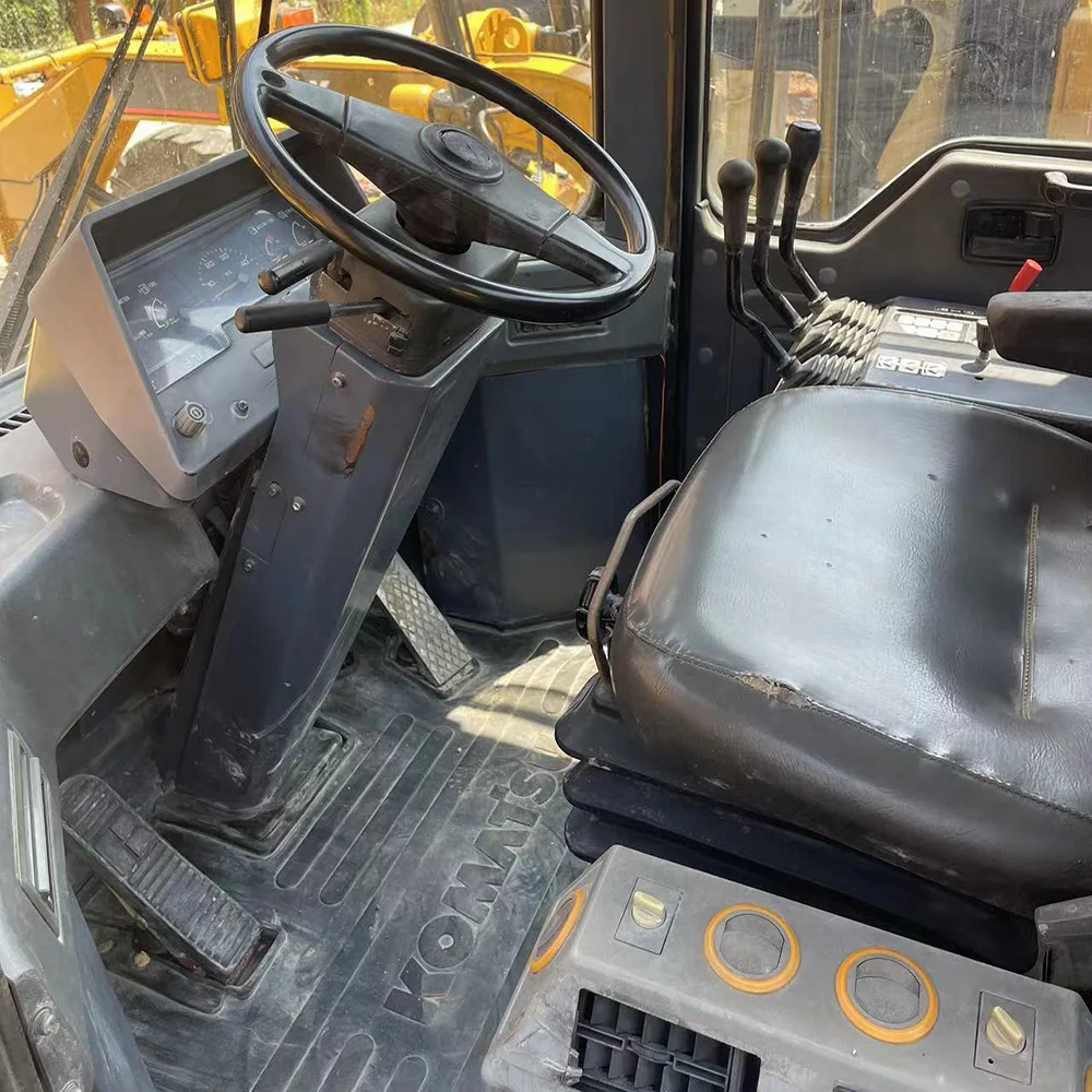 Подержанный Колесный погрузчик Komatsu WA470-3 в хорошем состоянии подержанное легкое эксплуатации экономное масло сделано Японии