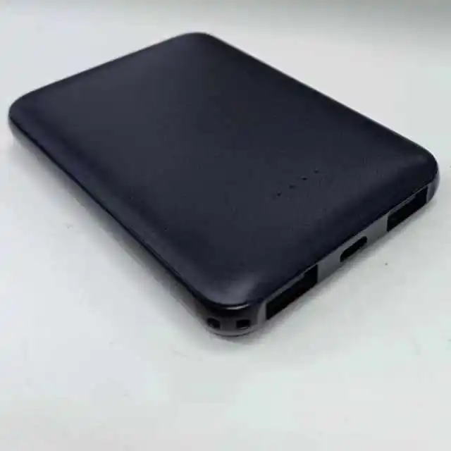 Небольшой Тонкий power bank 4000 мАч 5 В аккумуляторная батарея для зарядки мобильного телефона