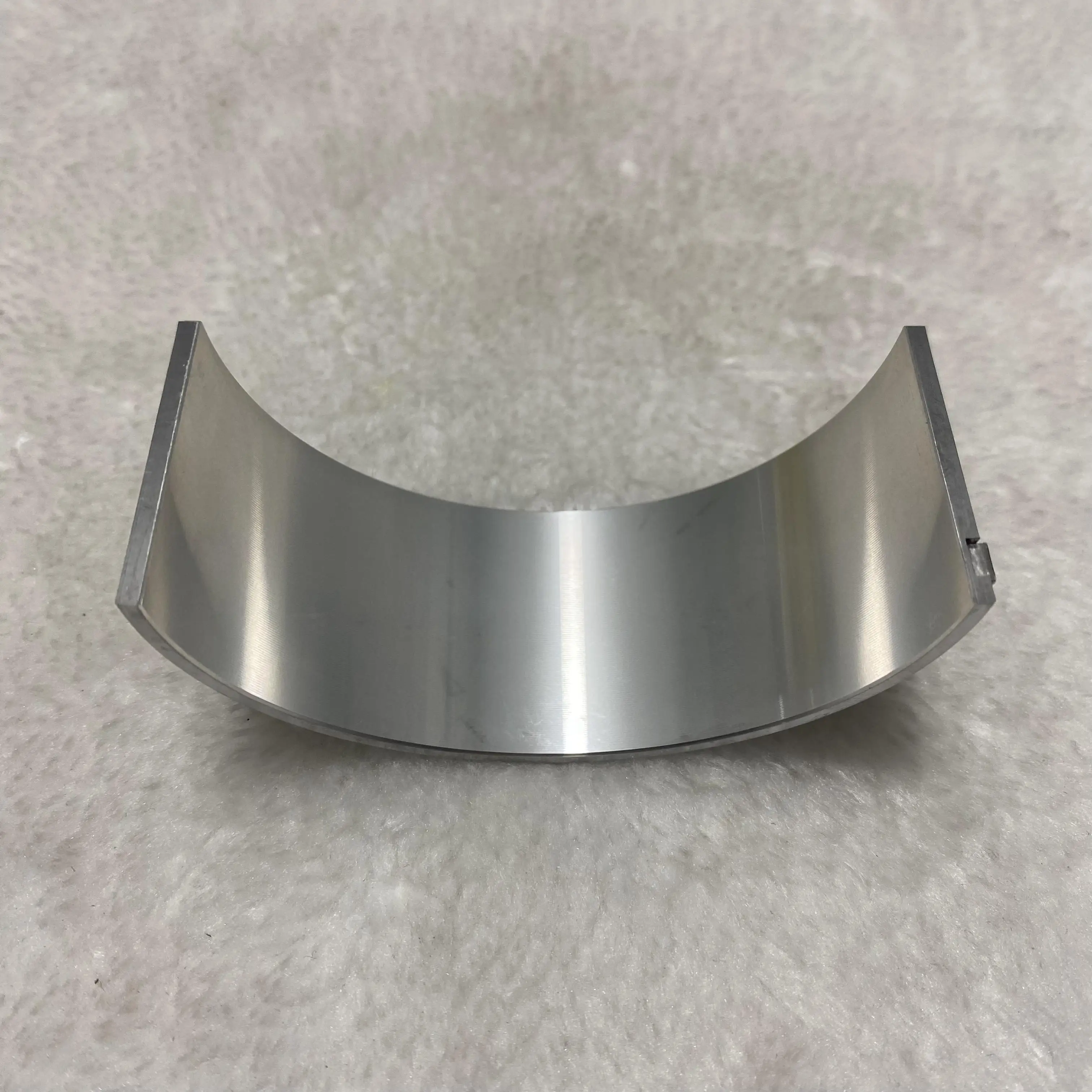 Cummins diesel Engine Parts 6CT 6L ISLE QSL QSC Connecting Rod Bearing 3966244 3901460 3901430 3950661