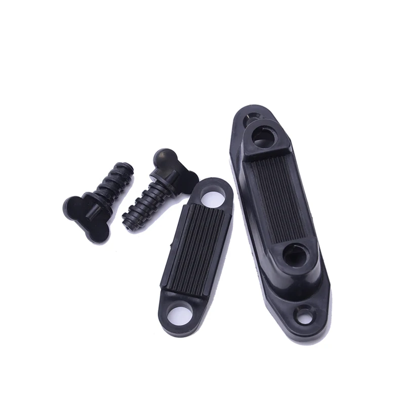 Black plastic animal easily assembled electric fence corner clamp insulator for wire