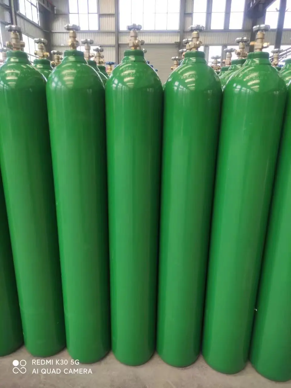 25kg 0.6l 250bar  co2 gas cylinder pistola bottle compressed valve gas bottle tank for gun rack 180g for sale