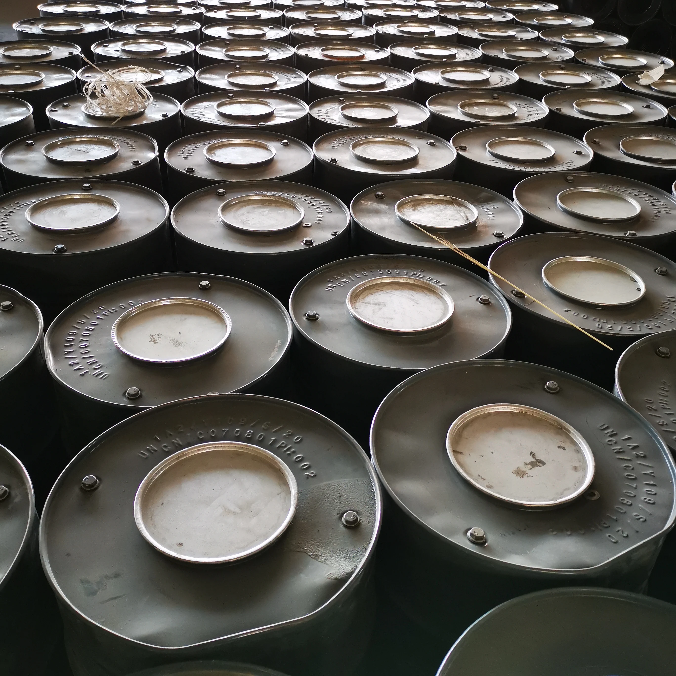 7.Calcium Carbide stone price cac2 all size calcium carbide Canada cac2 manufacturer calcium carbide 50-80mm