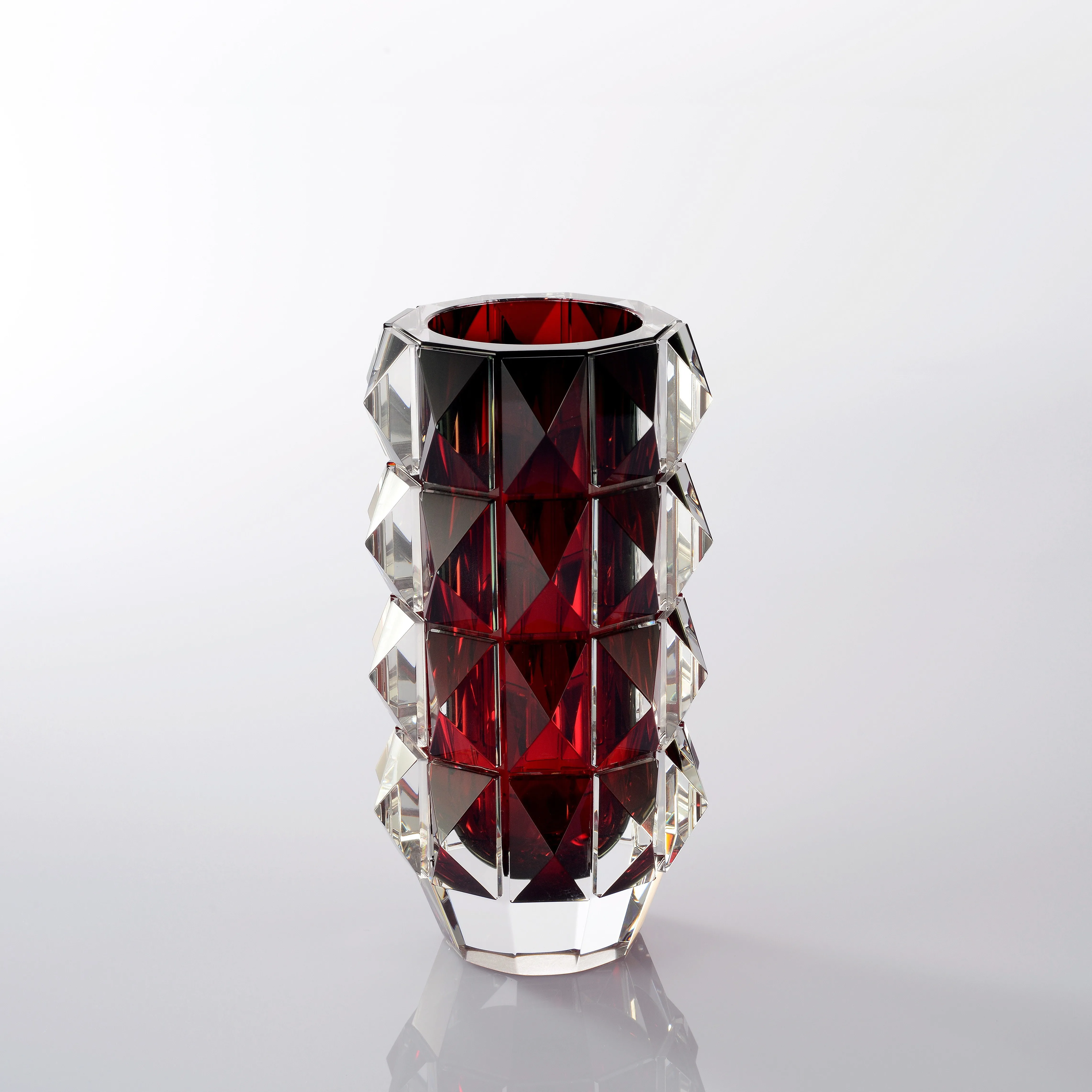 Handmade bacarat crystal crafts Portable vases red crystal glass flower vase for wedding decoration