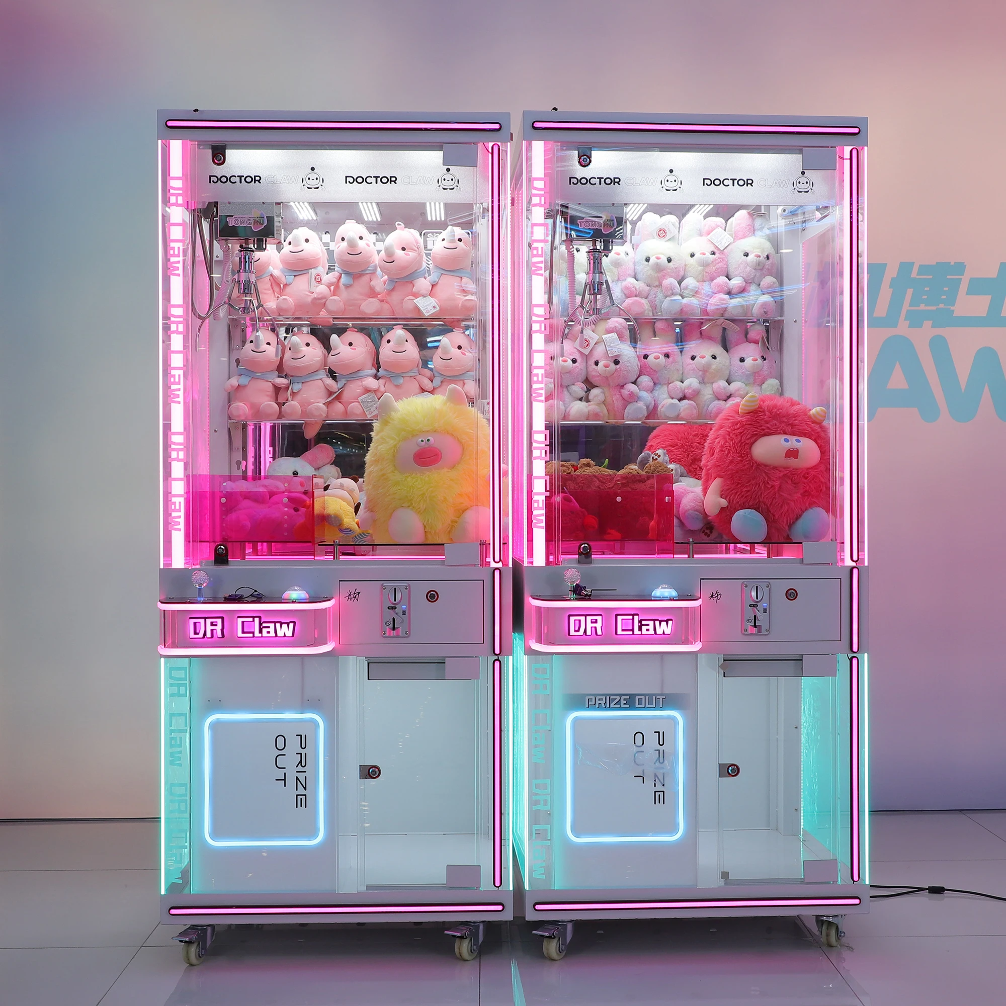 transparent pink claw machine toys for sale Indoor Transparent Tide House Small Toy Mini Crane Claw Machine with Bill Acceptor
