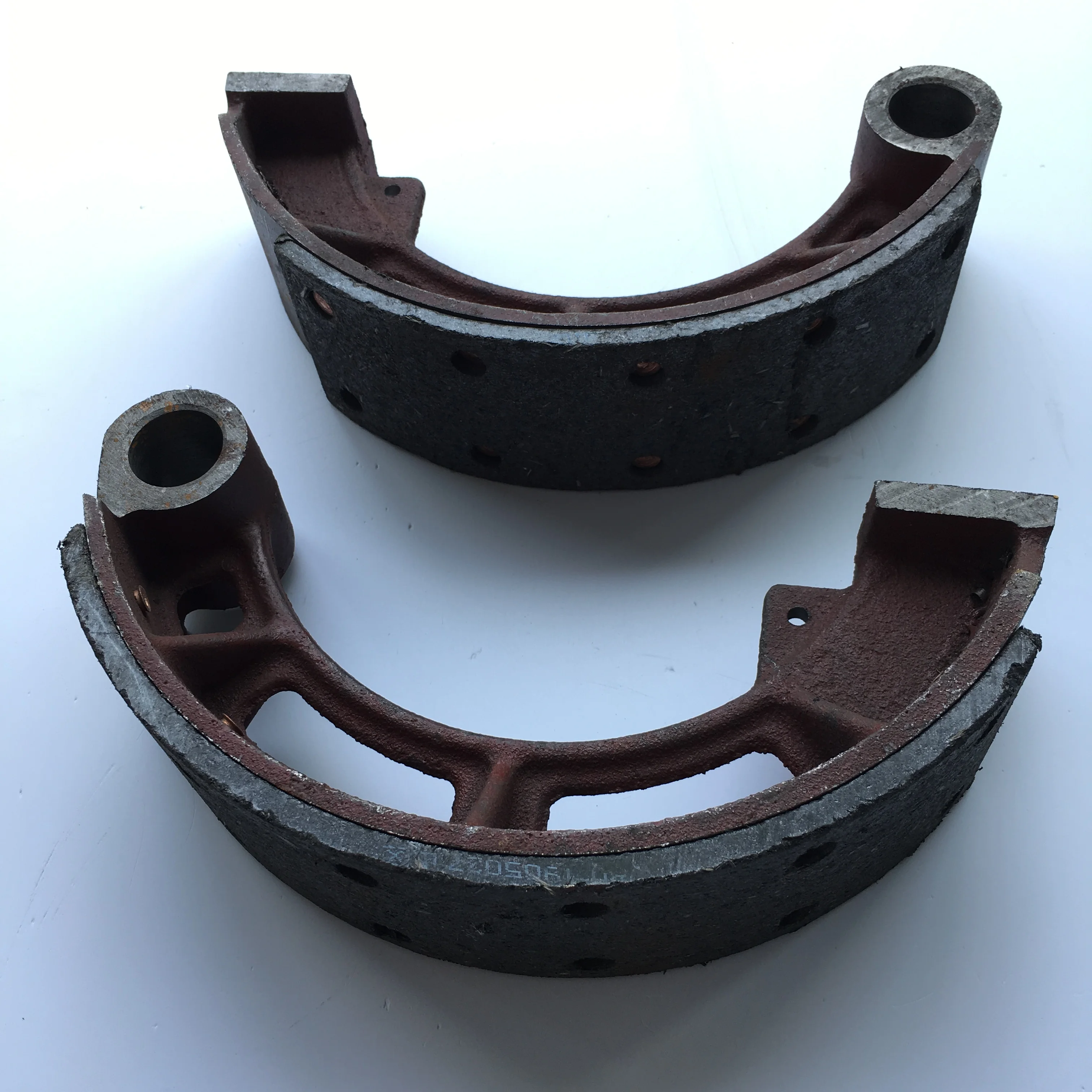 Manufacturer sells high quality brake shoe 1030