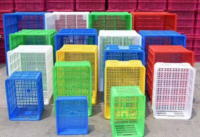 China Made Solid Nestable Stackable Storage Moving Container / Plastic Crates For Fish / Seafood Storage